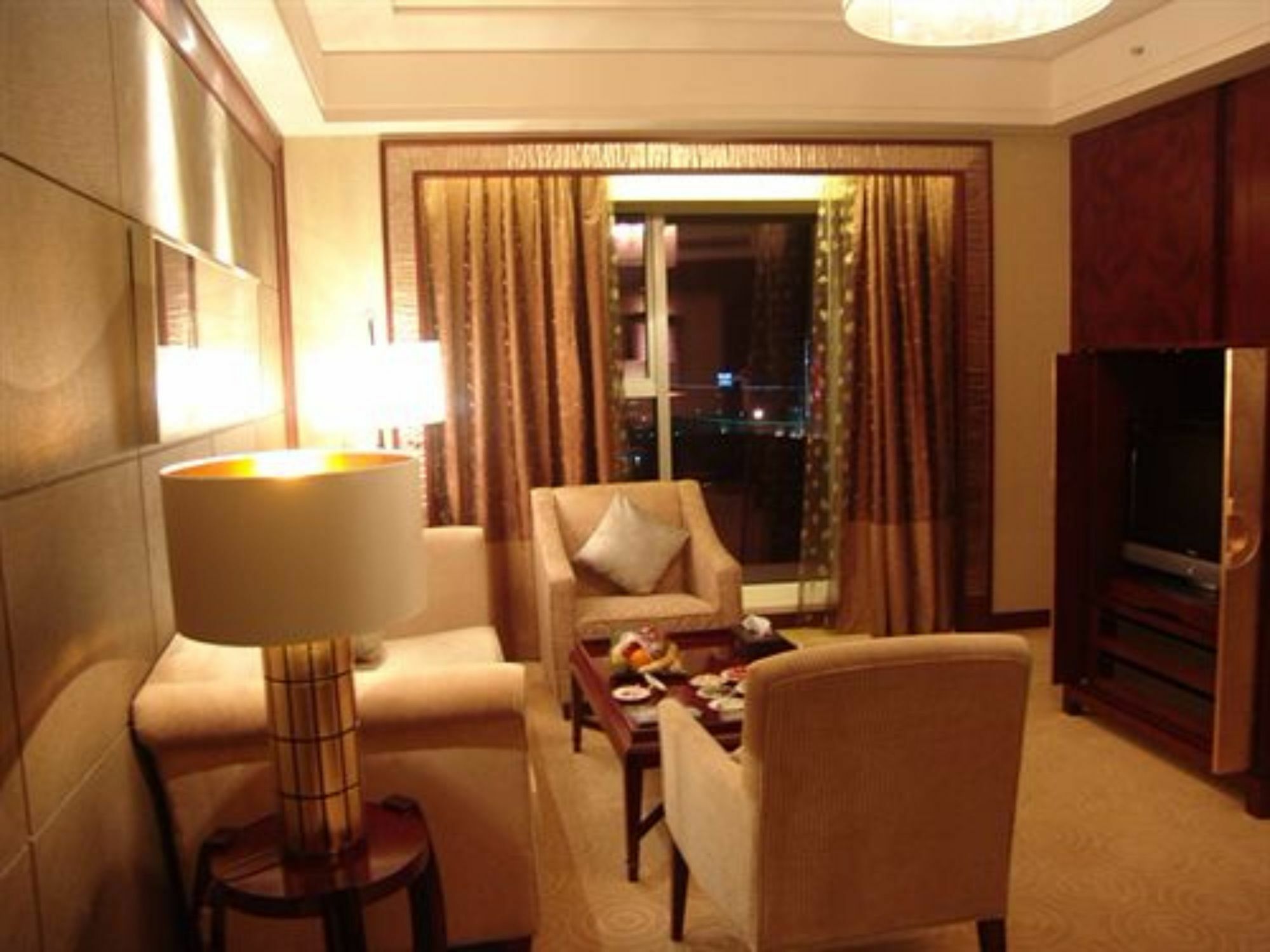 Langfang International Hotel Exterior photo
